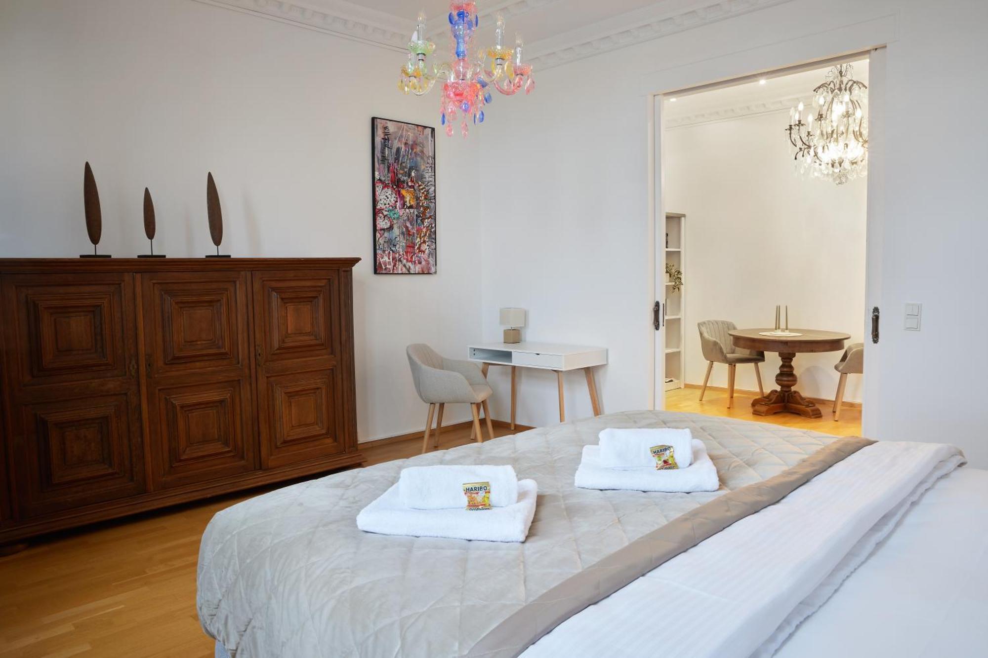 Appartement Idee Living: Design-apartment- Netflix - 6 Pers